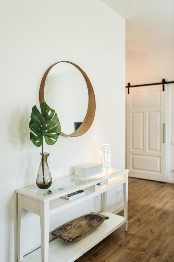 Stylish Apartment In The Heart Of Kaunas Old Town Exterior foto