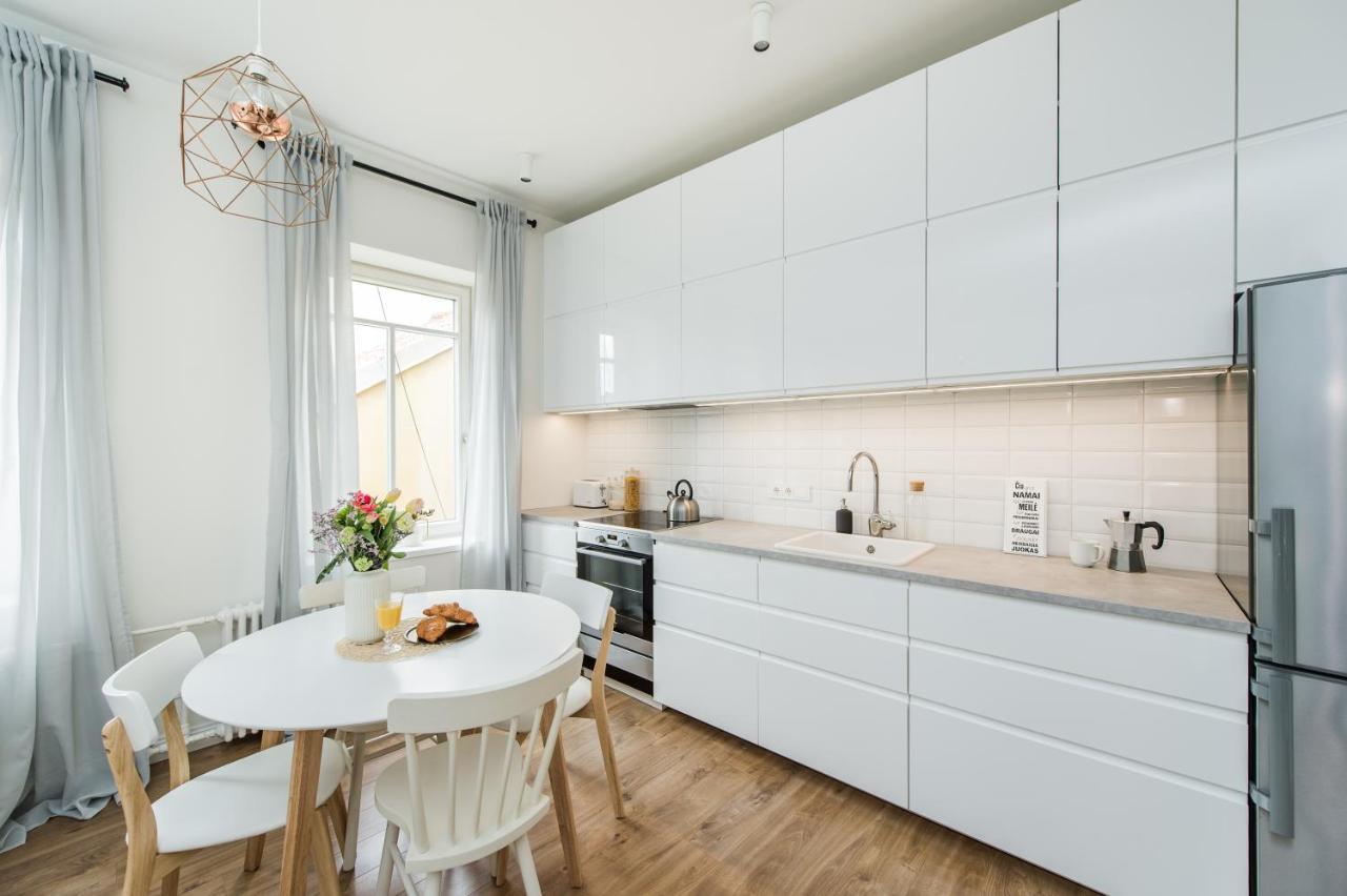 Stylish Apartment In The Heart Of Kaunas Old Town Exterior foto
